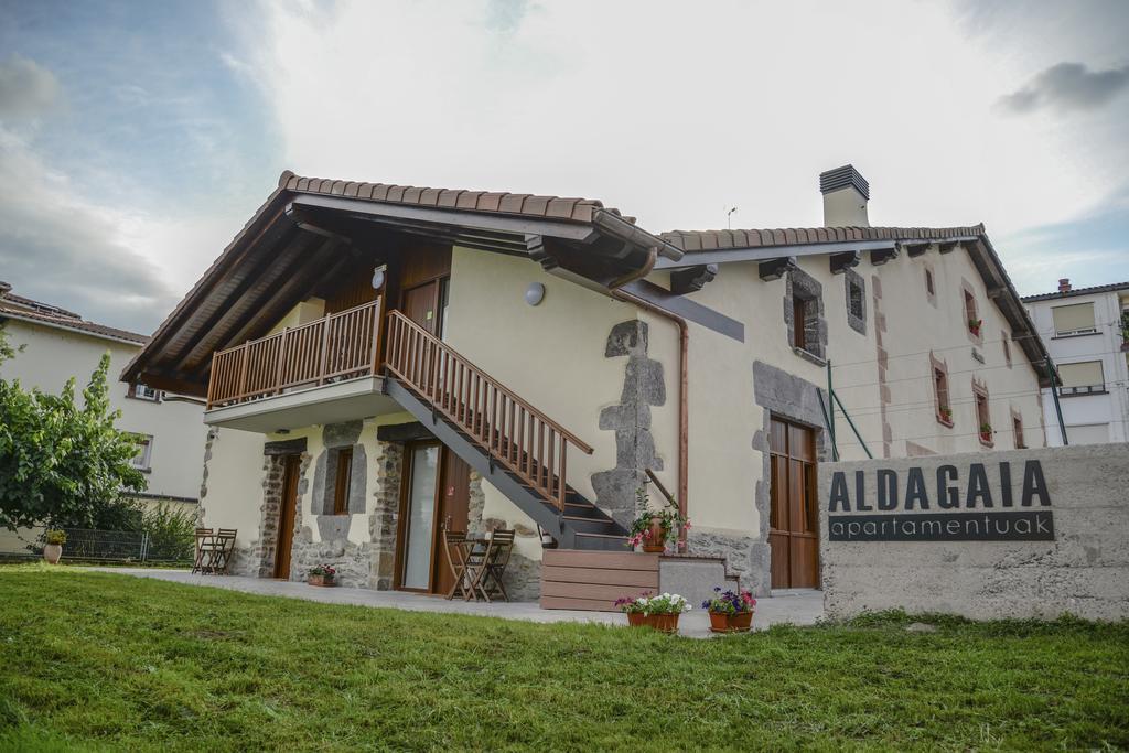 Apartamentos Aldagaia Hernani Quarto foto